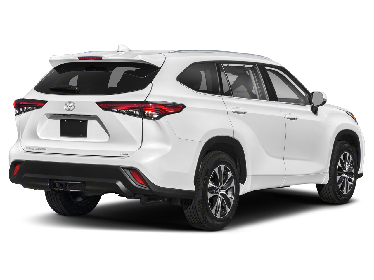 Used 2022 Toyota Highlander XLE with VIN 5TDHZRBH8NS178291 for sale in Kansas City
