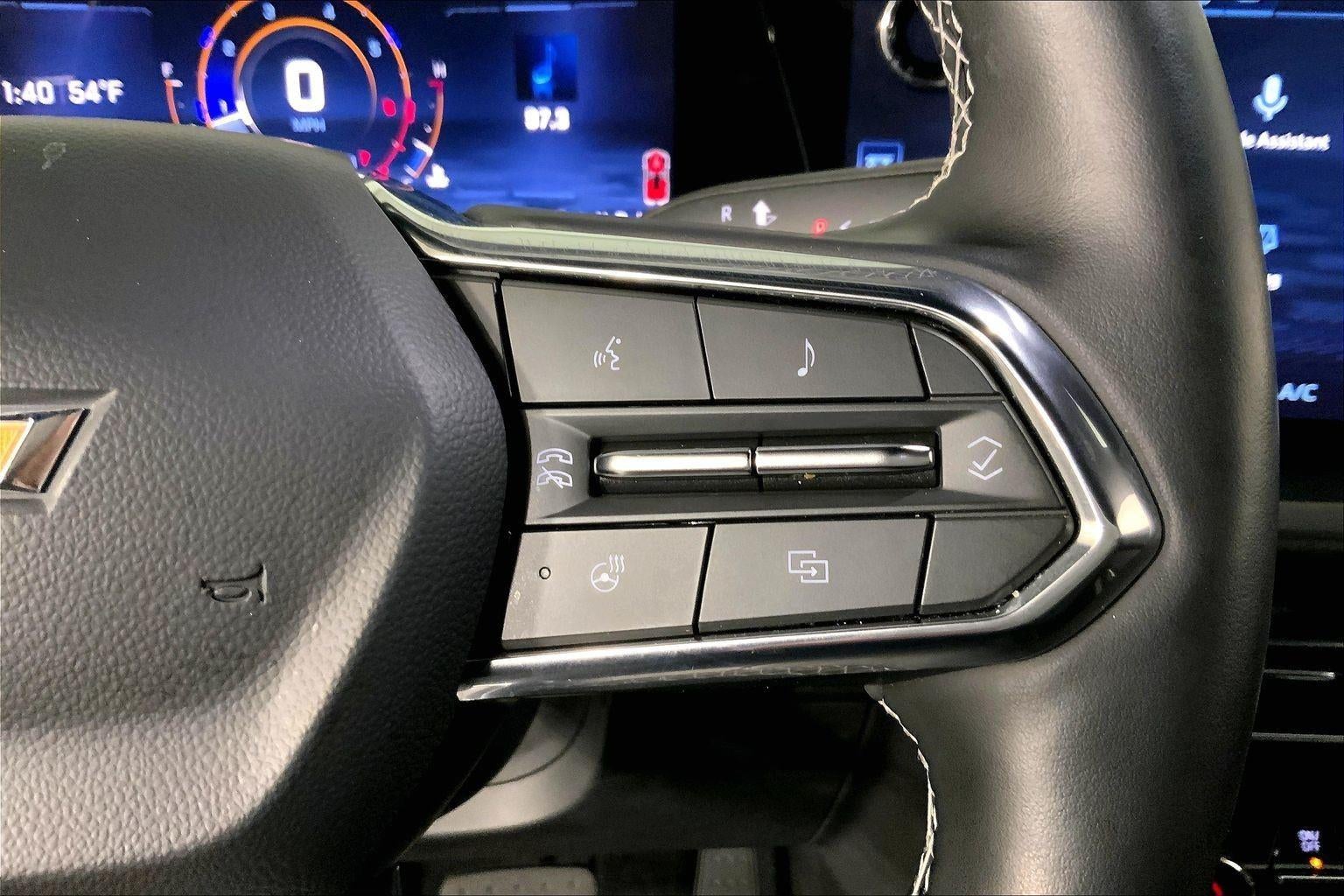 2025 Chevrolet Traverse FWD LT