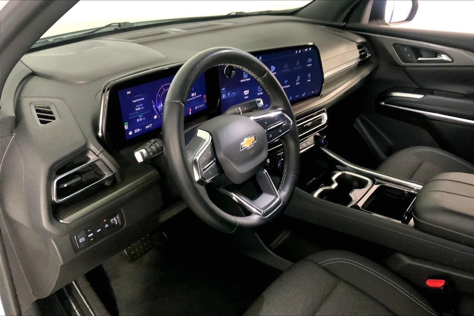 2024 Chevrolet Traverse AWD LT