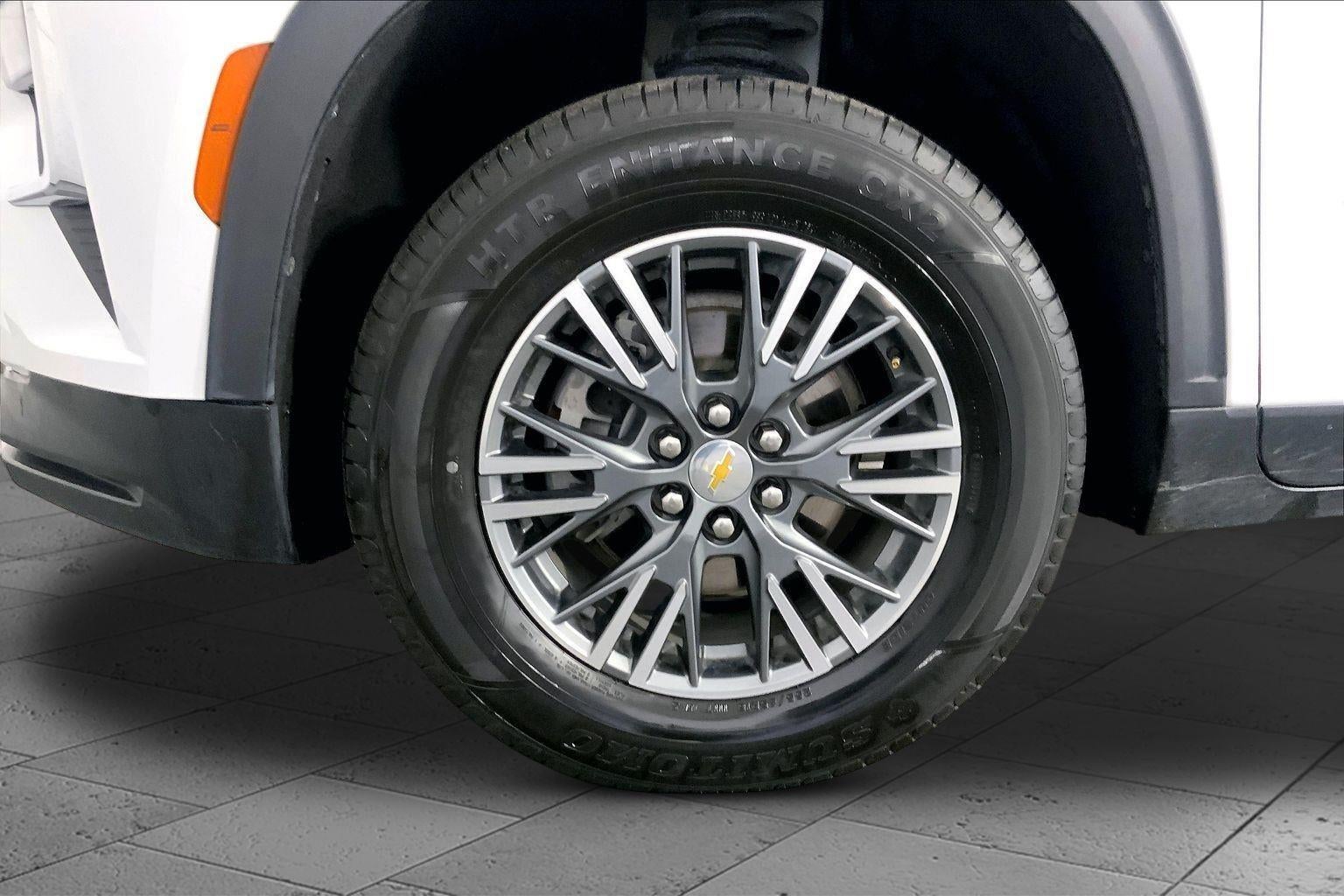 2024 Chevrolet Traverse AWD LT