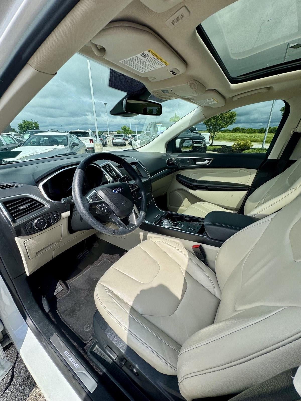 2020 Ford Edge Titanium