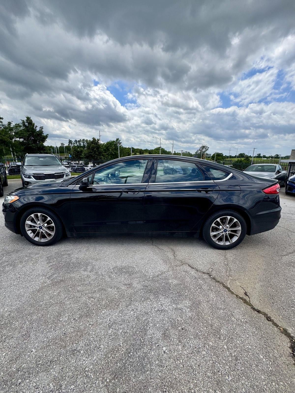 2020 Ford Fusion SE