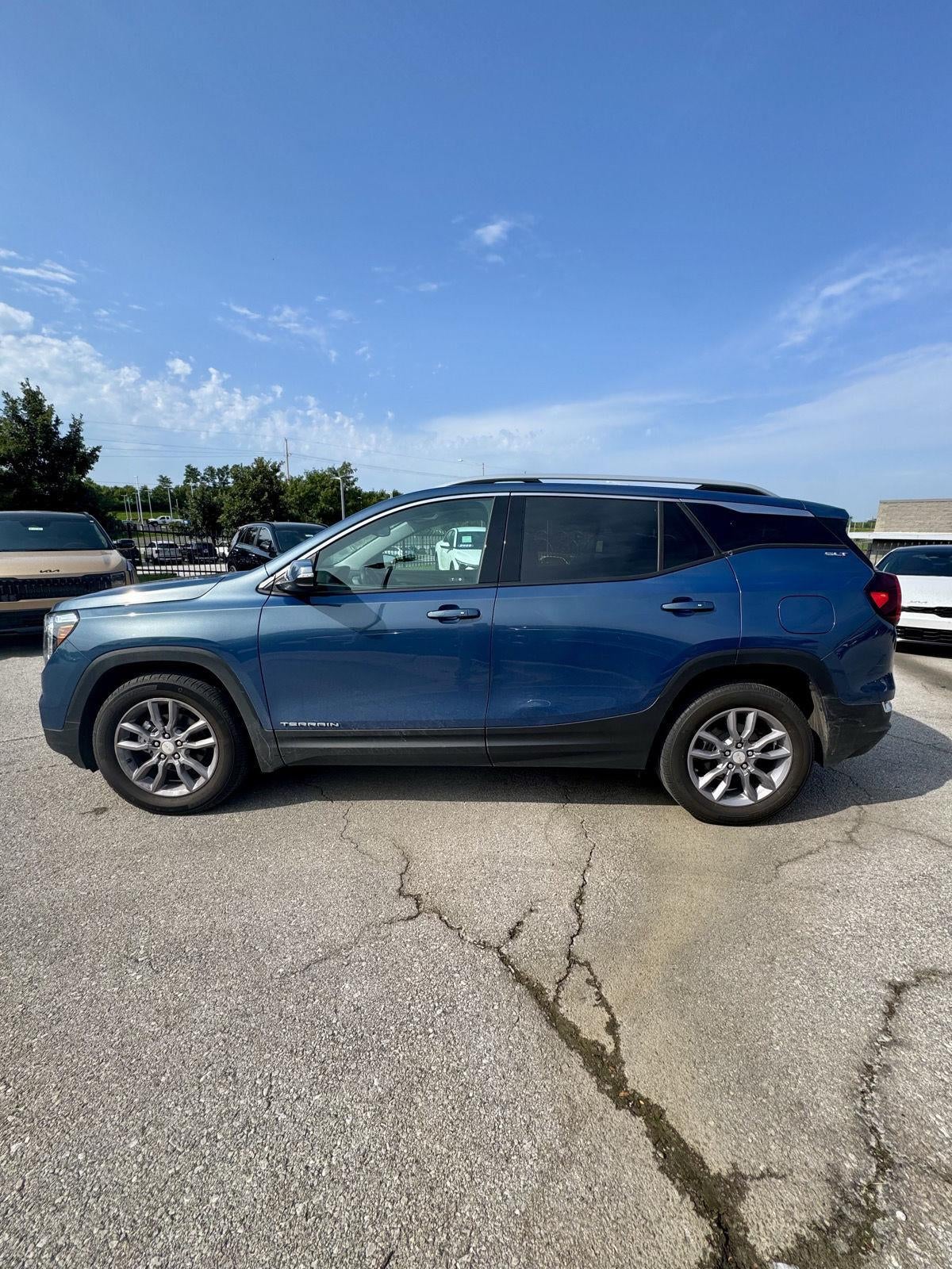 2024 GMC Terrain SLT