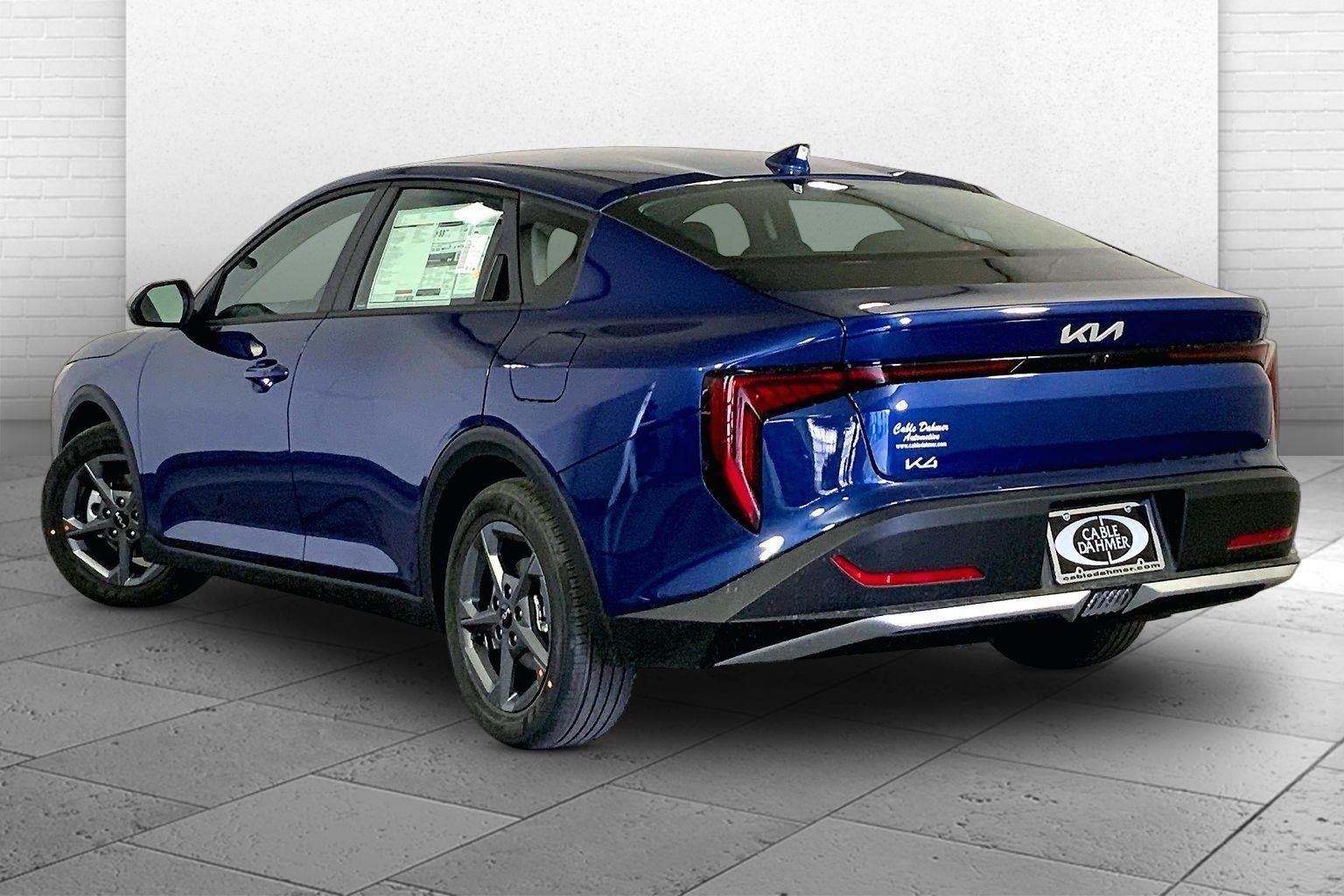 2026 Kia K4 LXS