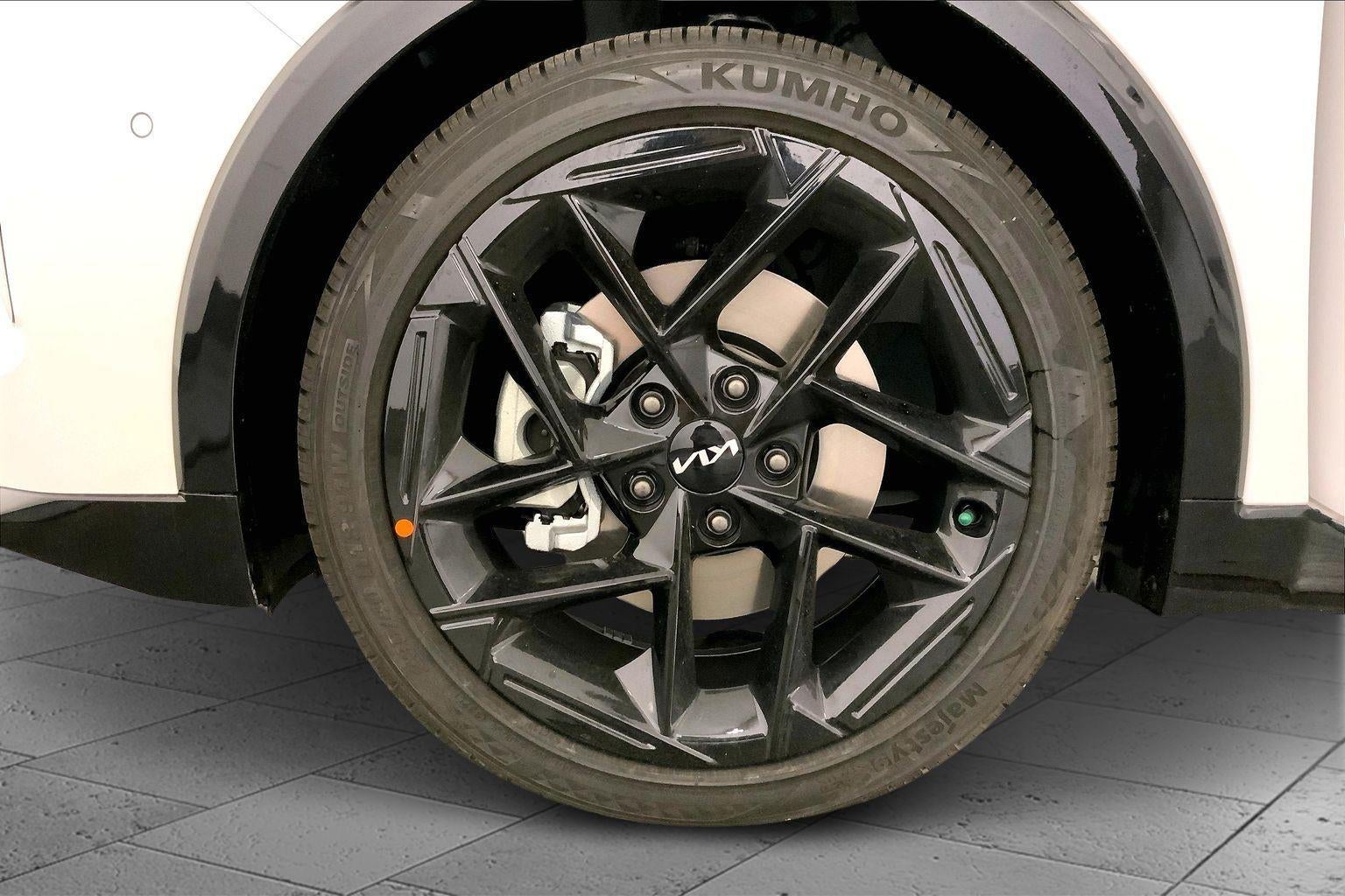 2025 Kia K4 GT-Line Turbo