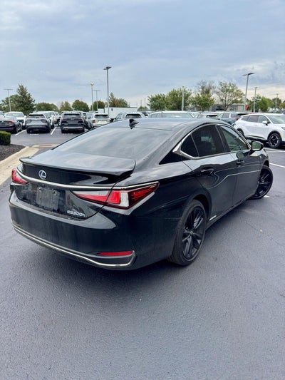 2022 Lexus ES ES 300h F SPORT