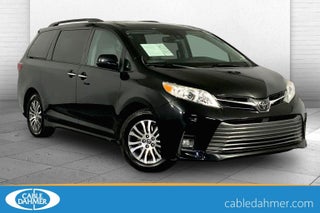 2020 Toyota Sienna XLE