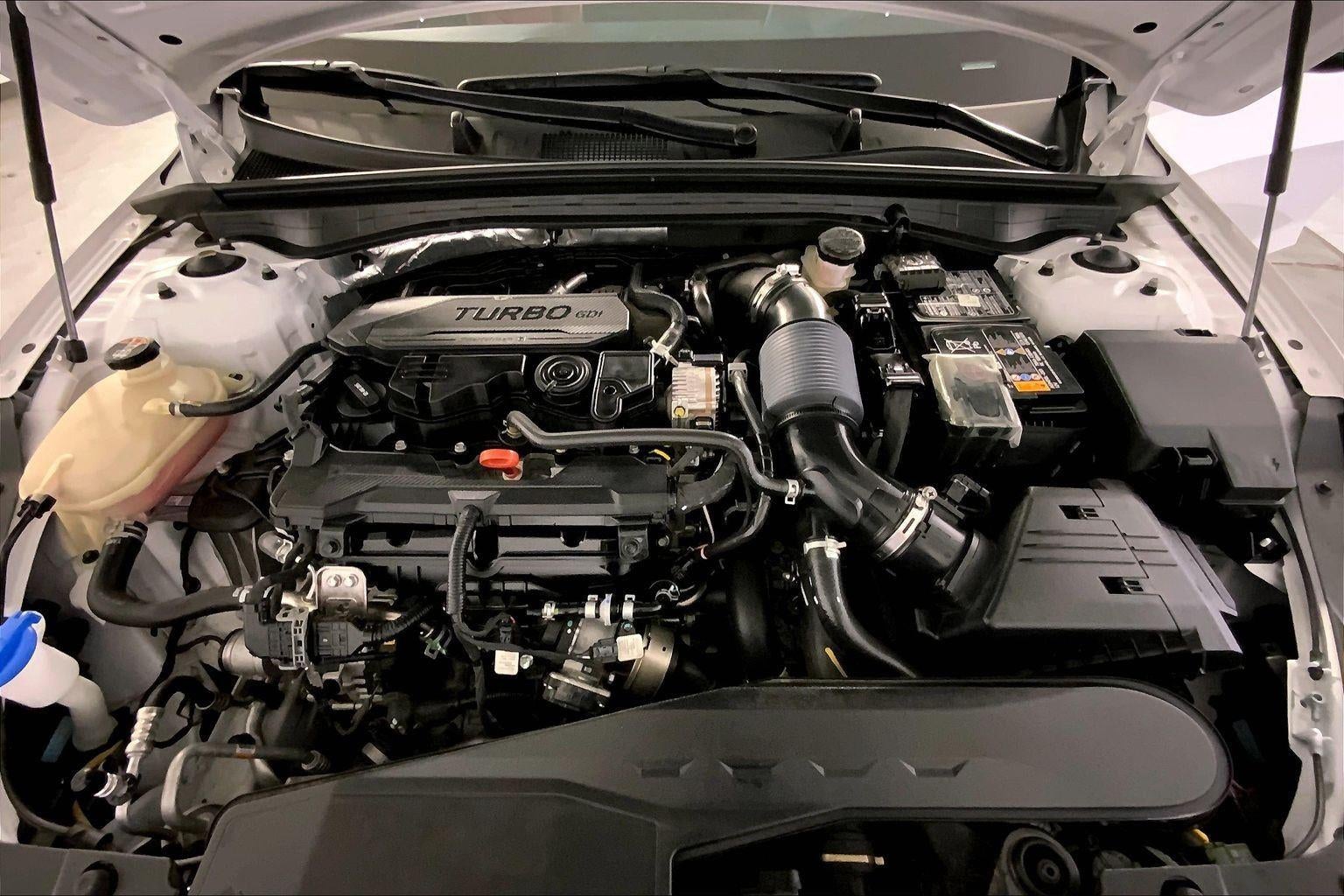 2024 Kia K5 GT-Line