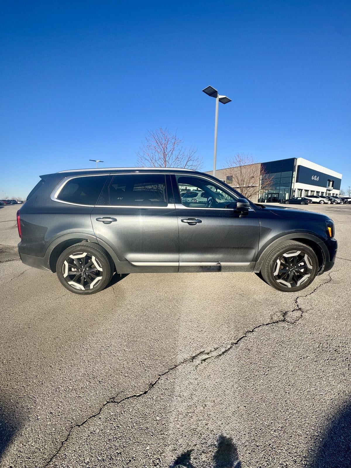 2023 Kia Telluride S