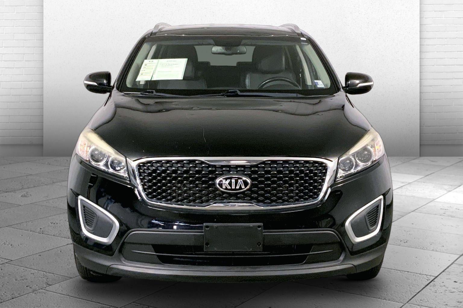 Used 2017 Kia Sorento LX with VIN 5XYPGDA3XHG330938 for sale in Kansas City