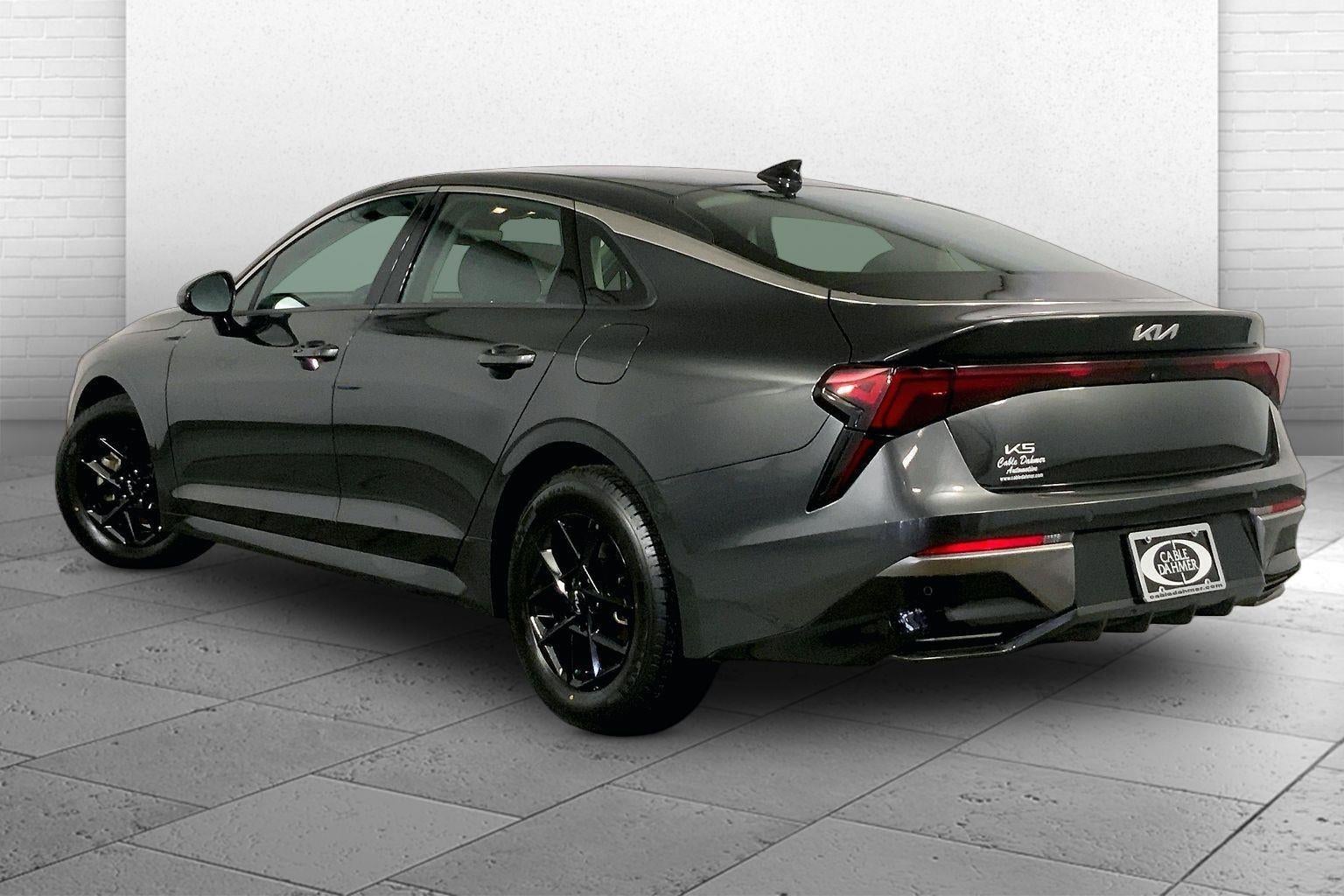 2025 Kia K5 LXS