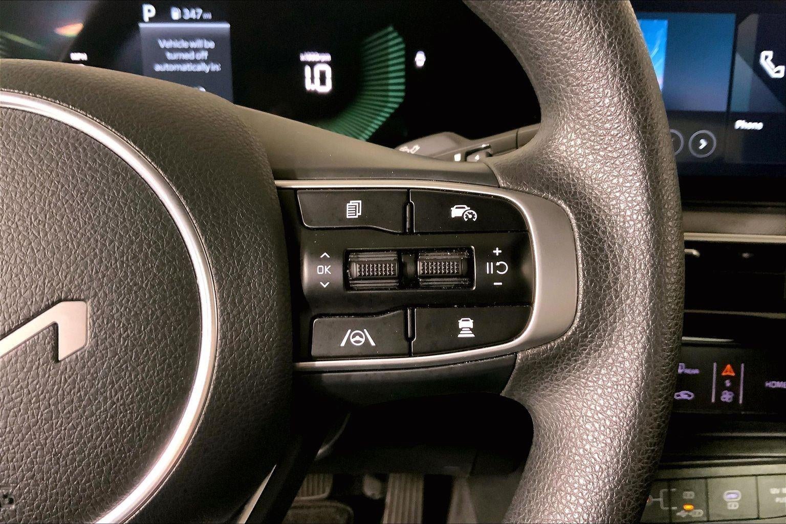 2025 Kia K5 LXS