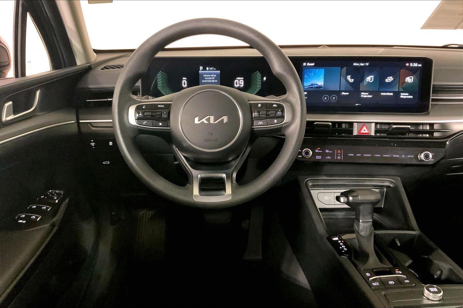 2025 Kia K5 LXS