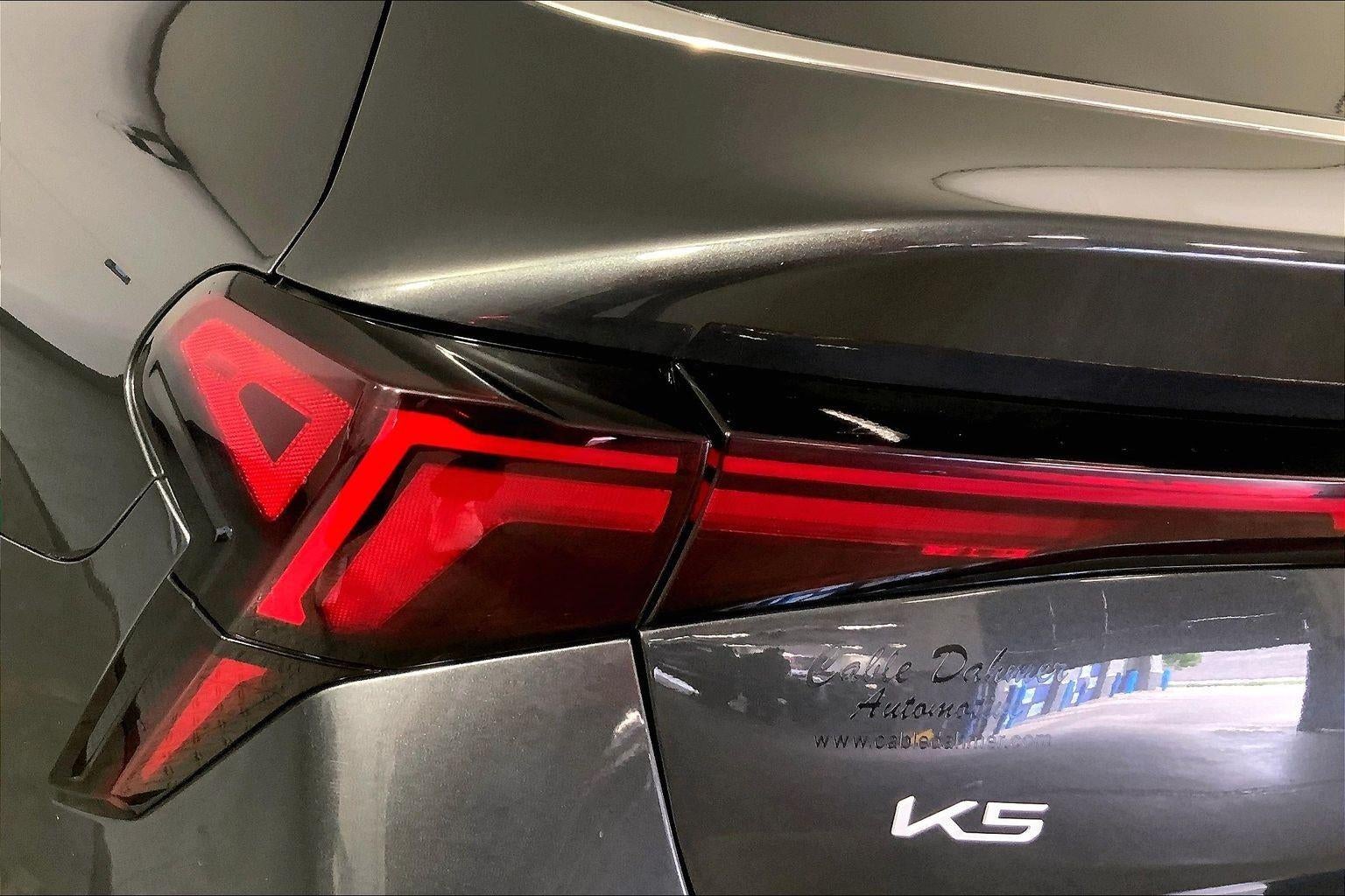 2025 Kia K5 LXS