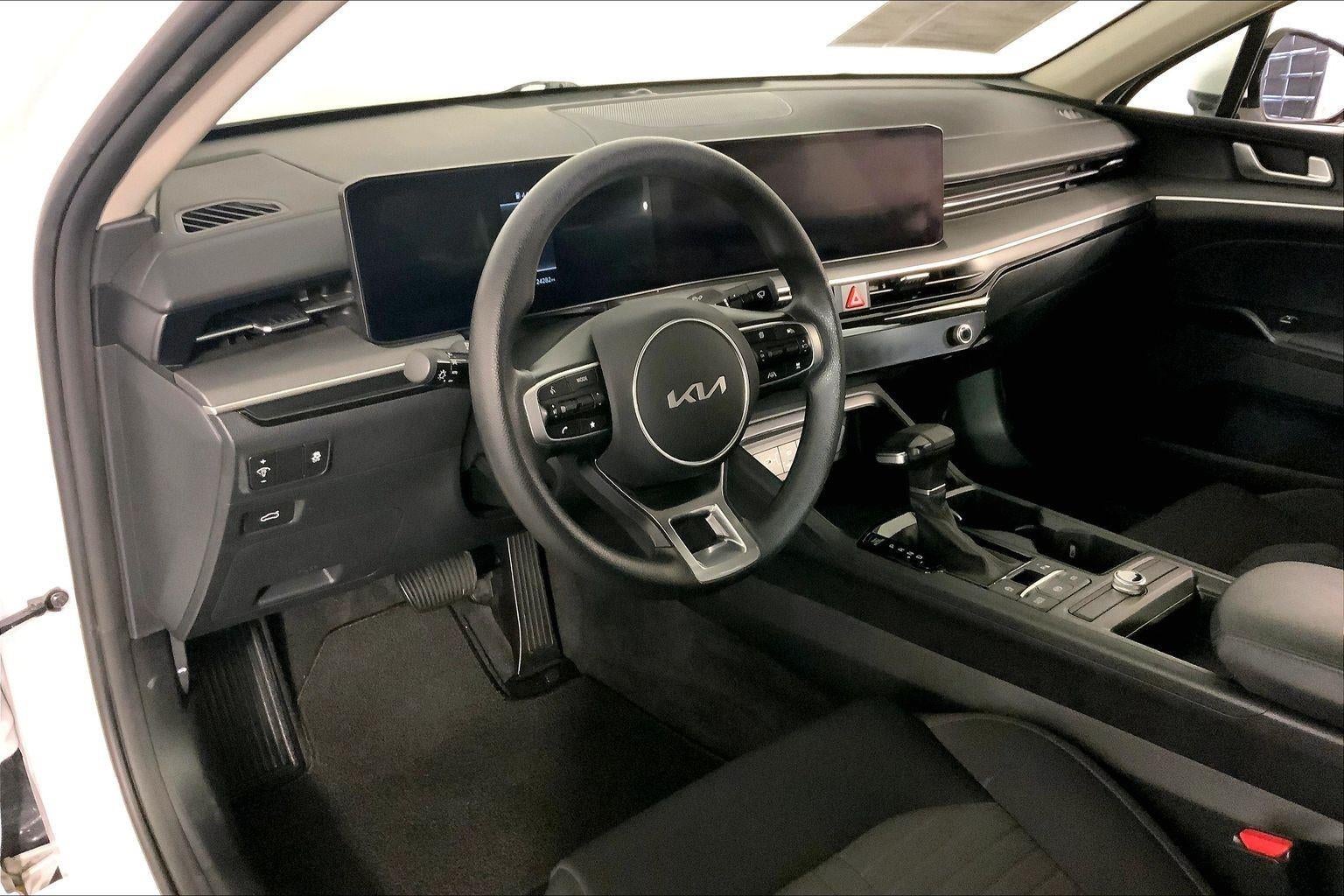 2025 Kia K5 LXS