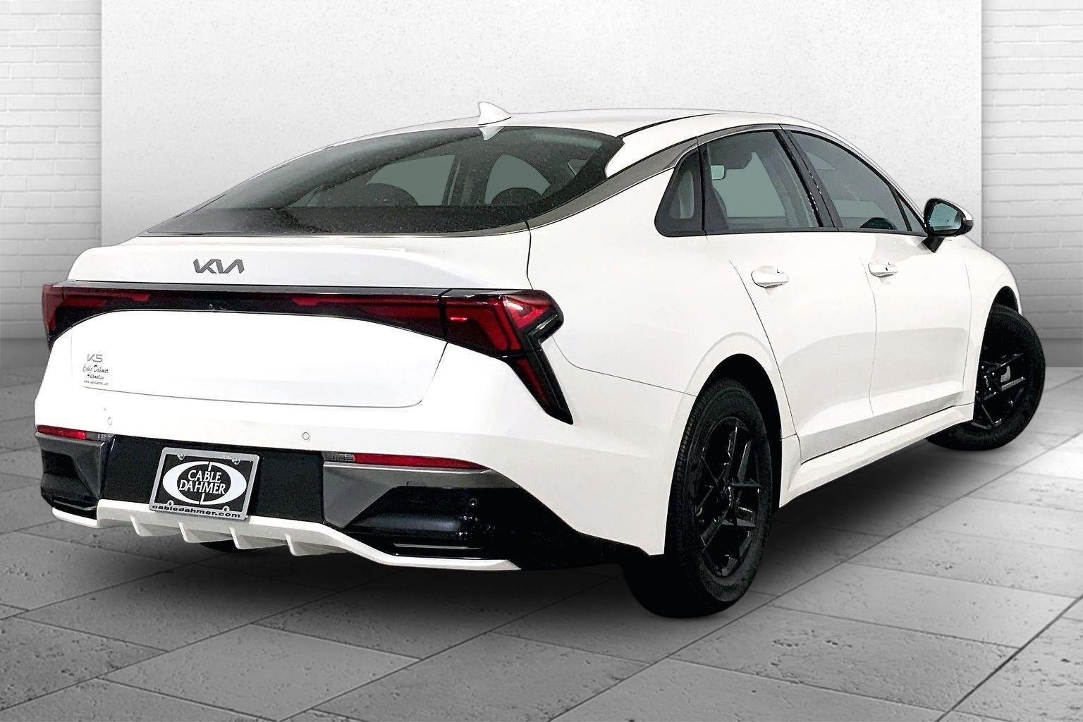 2025 Kia K5 LXS
