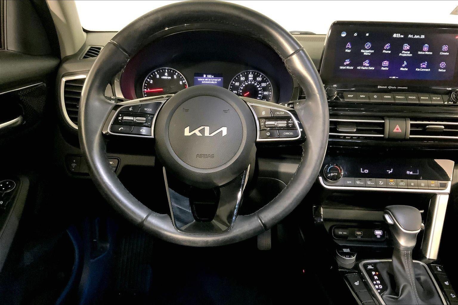 2023 Kia SELTOS EX