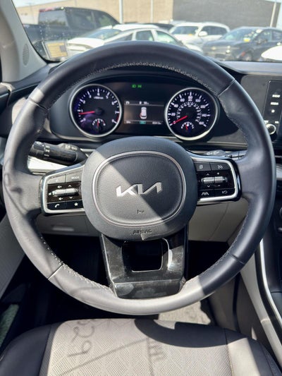 2024 Kia Carnival LX