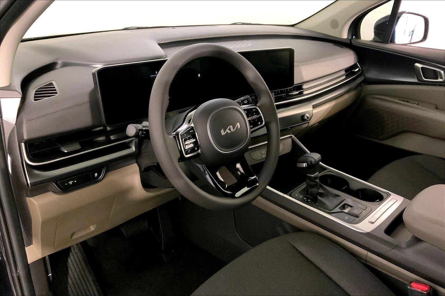 2026 Kia Carnival LX