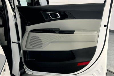 2023 Kia Carnival EX
