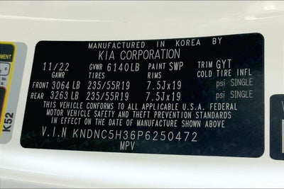 2023 Kia Carnival EX