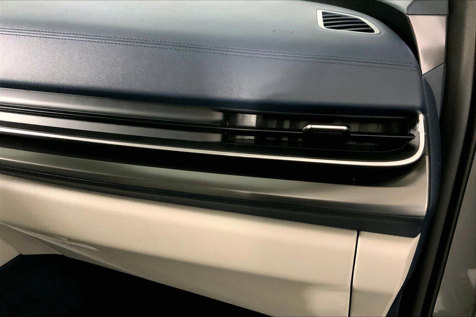 2025 Kia Carnival Hybrid SX