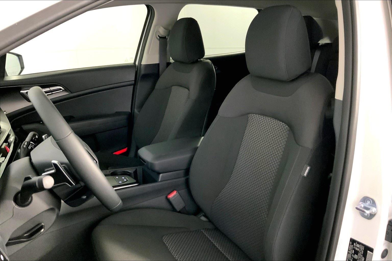 2026 Kia Sportage Hybrid S