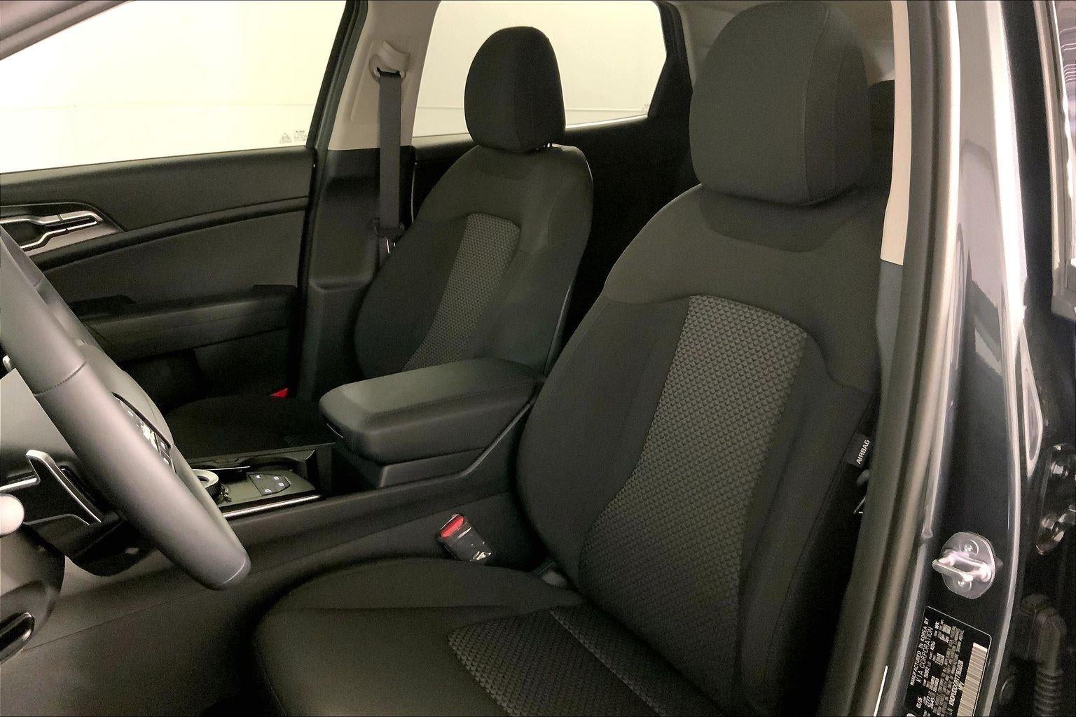 2026 Kia Sportage Hybrid S
