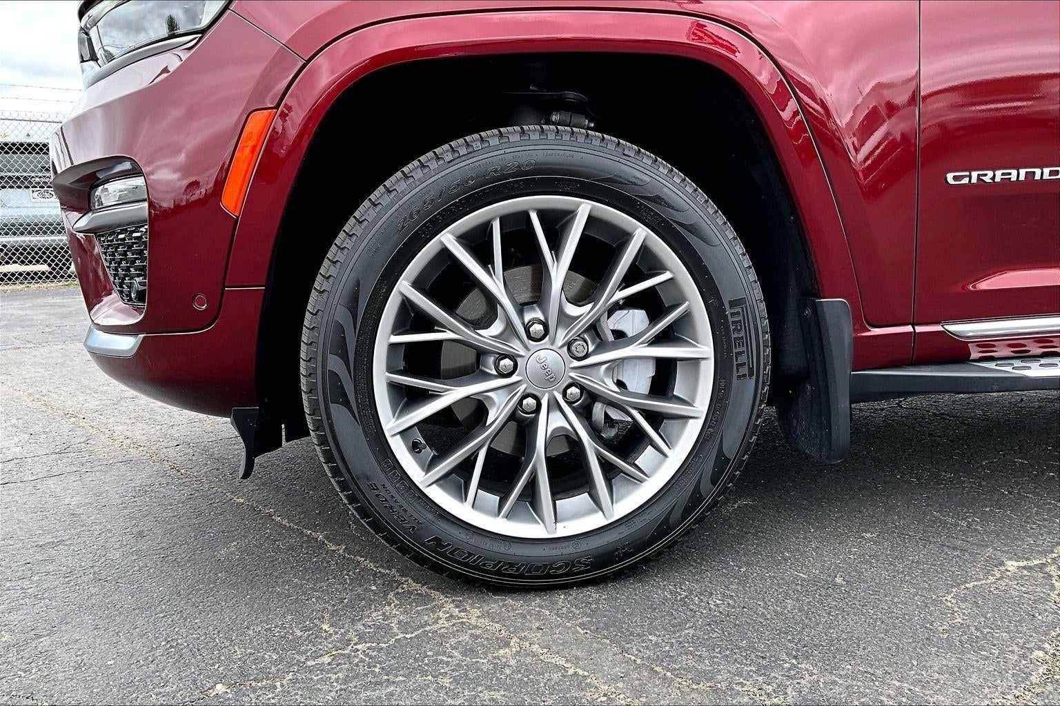 2023 Jeep Grand Cherokee Summit