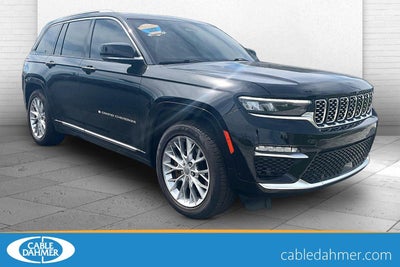 2022 Jeep Grand Cherokee Summit