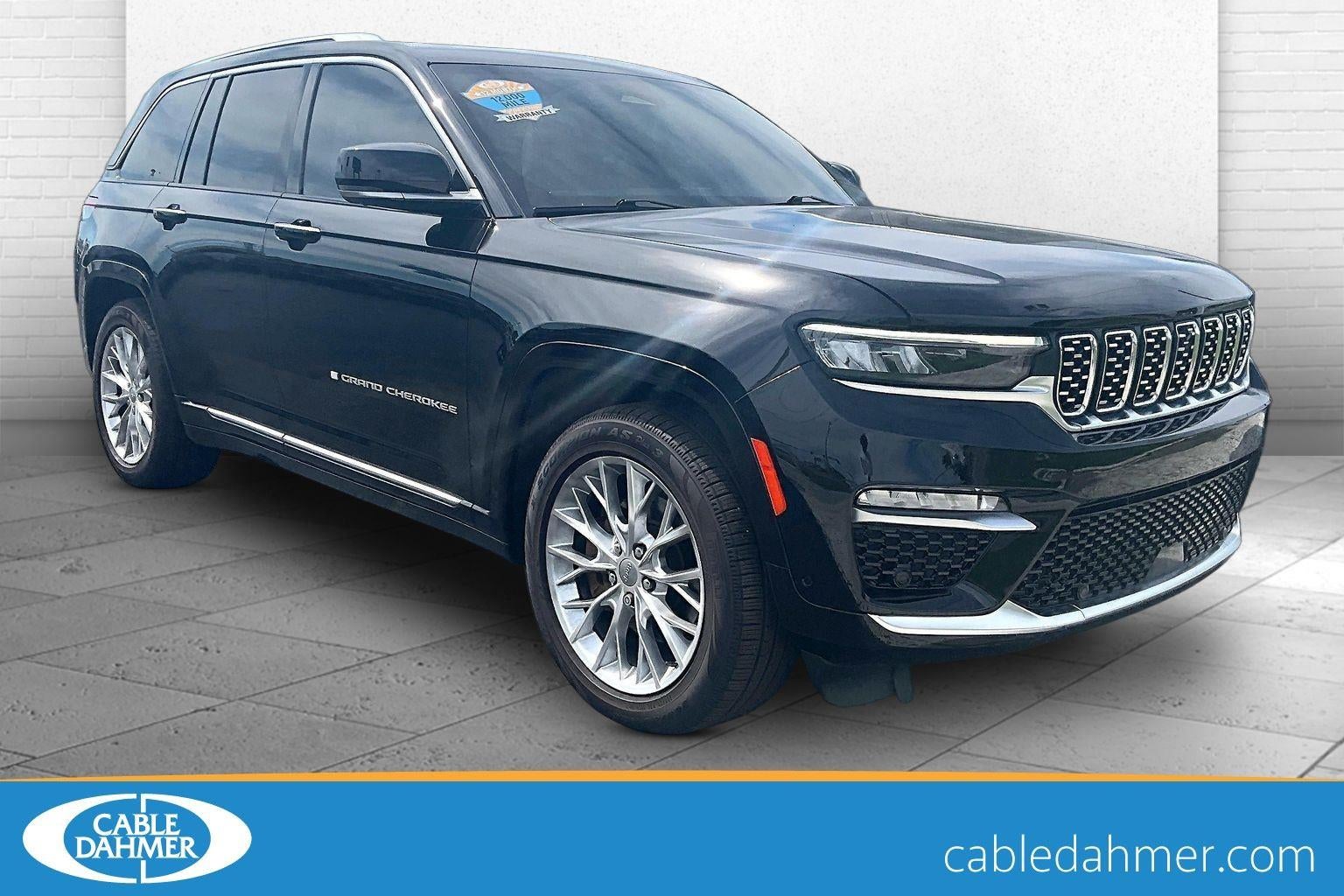 2022 Jeep Grand Cherokee Summit