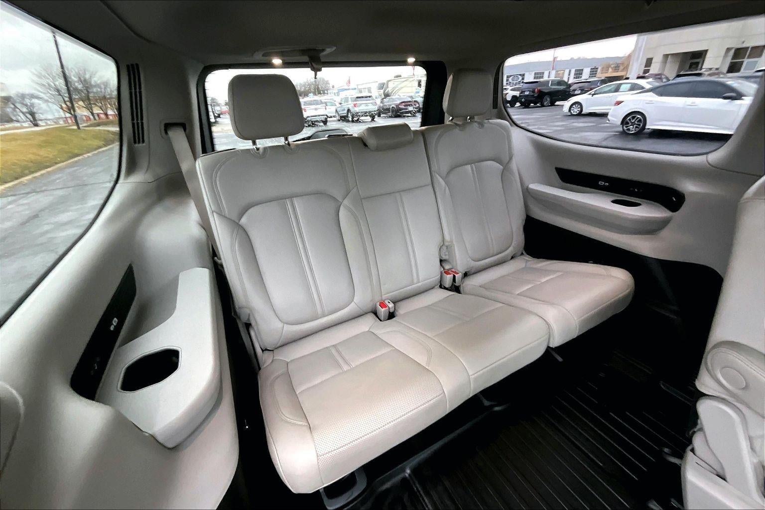 2022 Jeep Wagoneer Series III