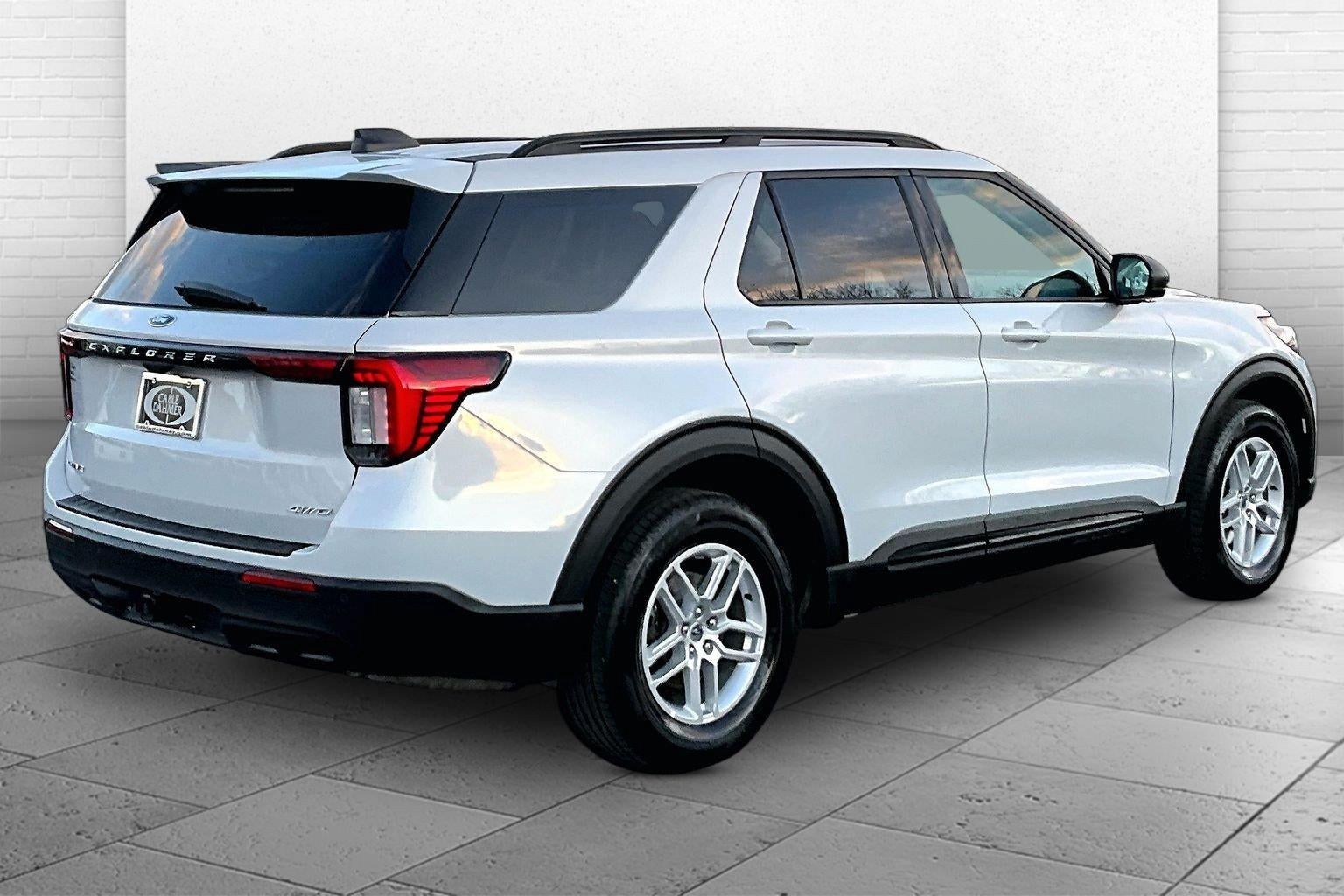 2026 Ford Explorer Active w/100A Pkg
