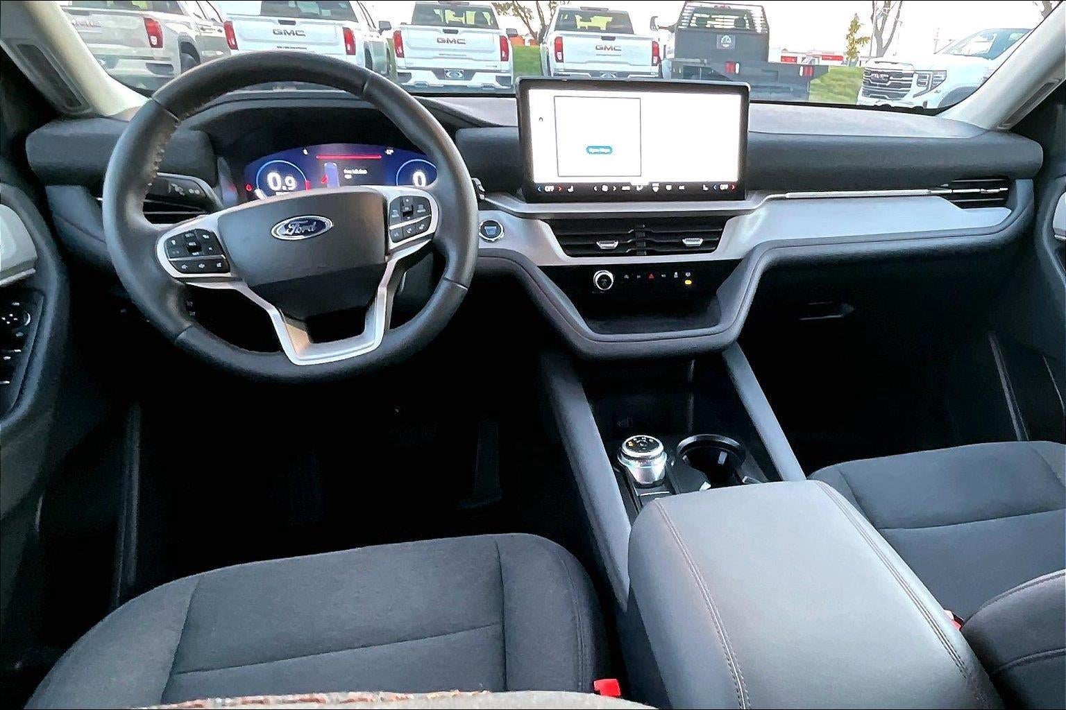 2026 Ford Explorer Active w/100A Pkg