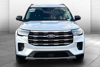 2026 Ford Explorer Active w/100A Pkg