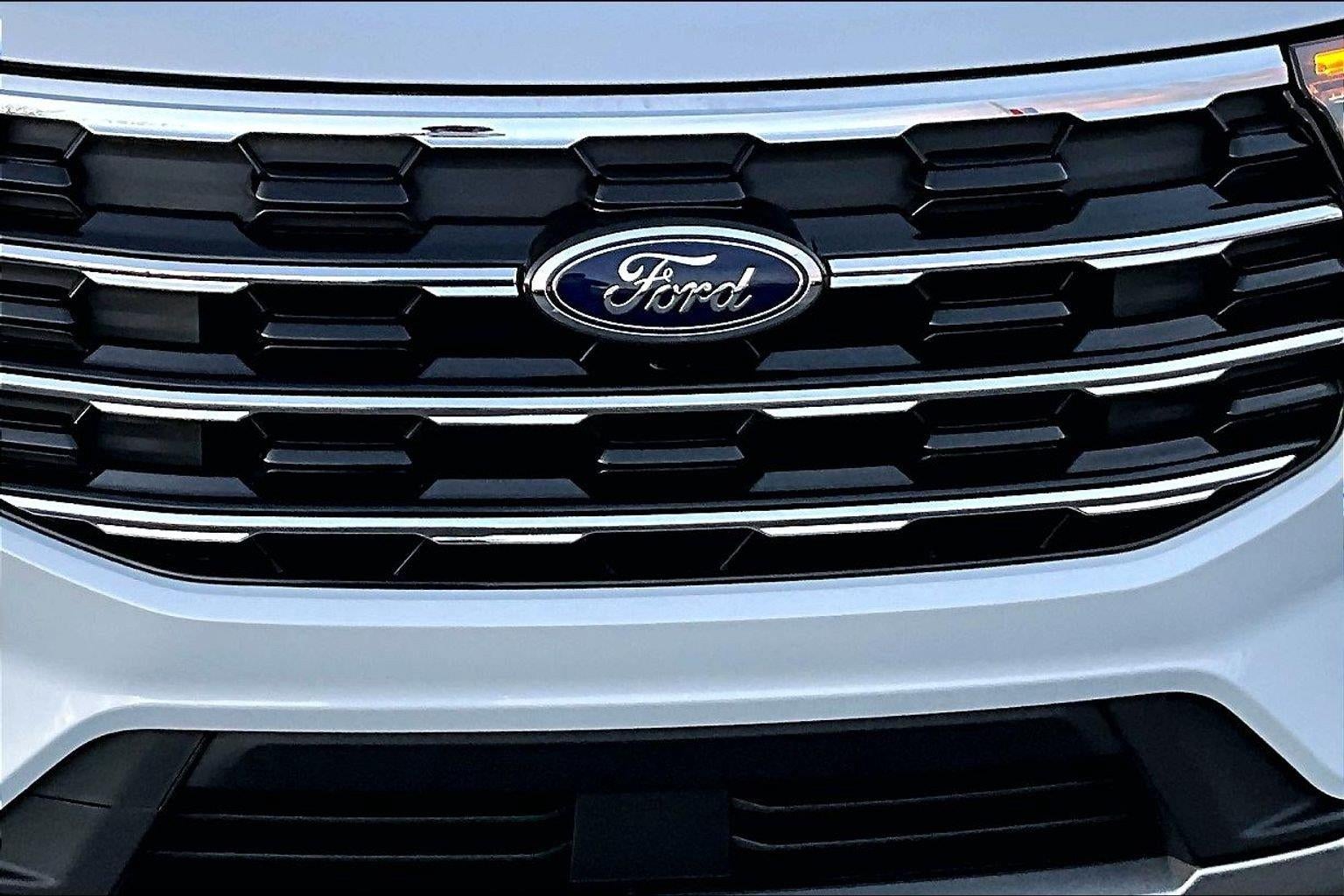2026 Ford Explorer Active w/100A Pkg