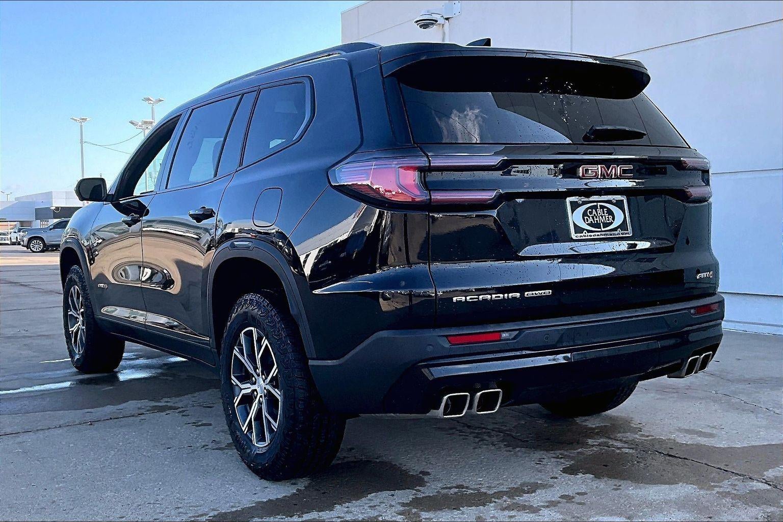 2024 GMC Acadia AT4