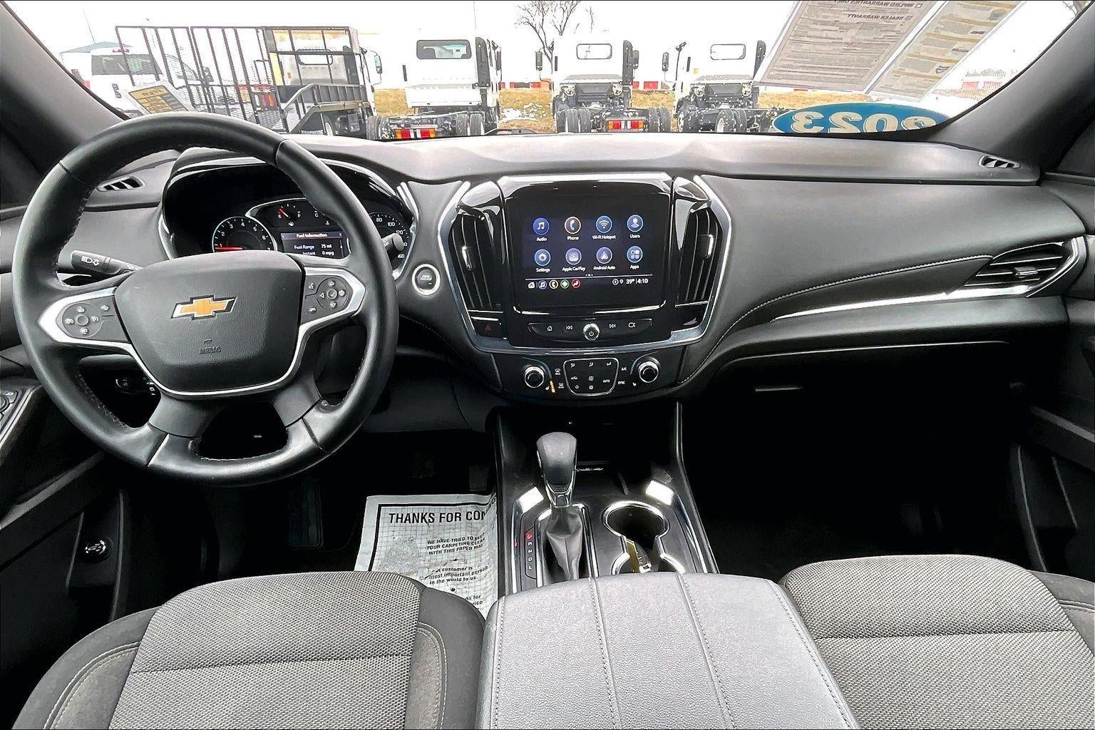 2023 Chevrolet Traverse LT Cloth