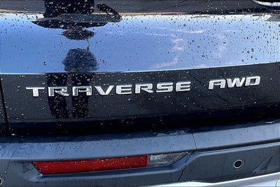 2025 Chevrolet Traverse LT