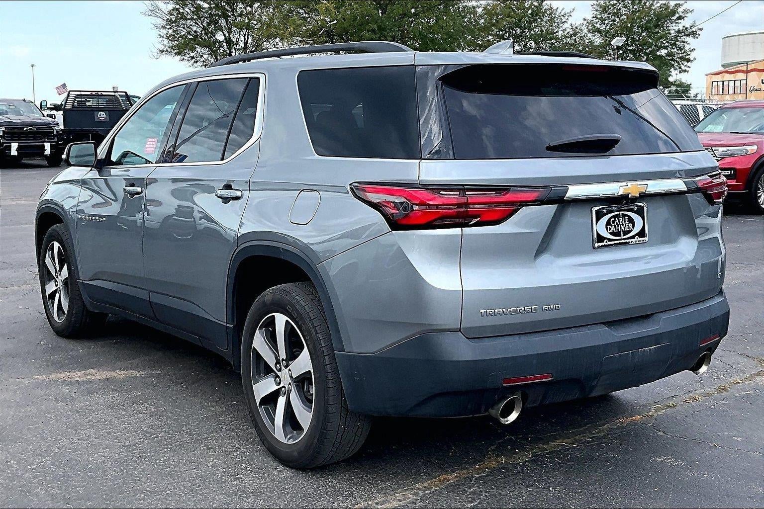 2023 Chevrolet Traverse LT Leather
