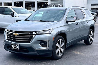 2023 Chevrolet Traverse LT Leather