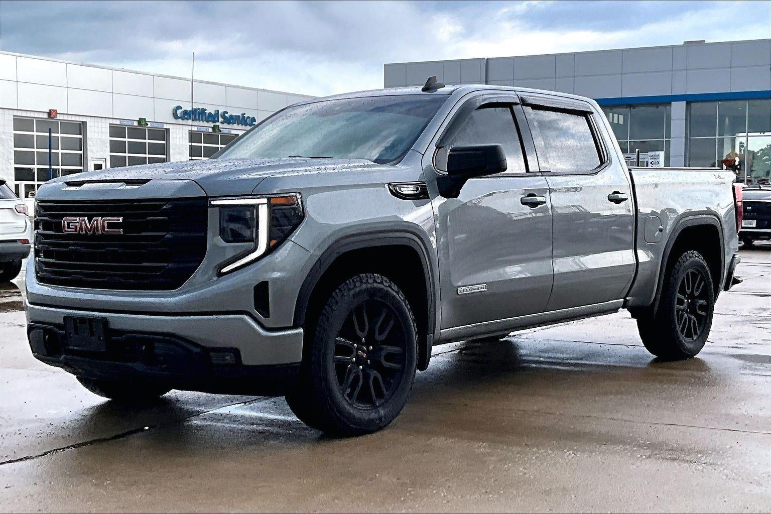 2023 GMC Sierra 1500 Elevation