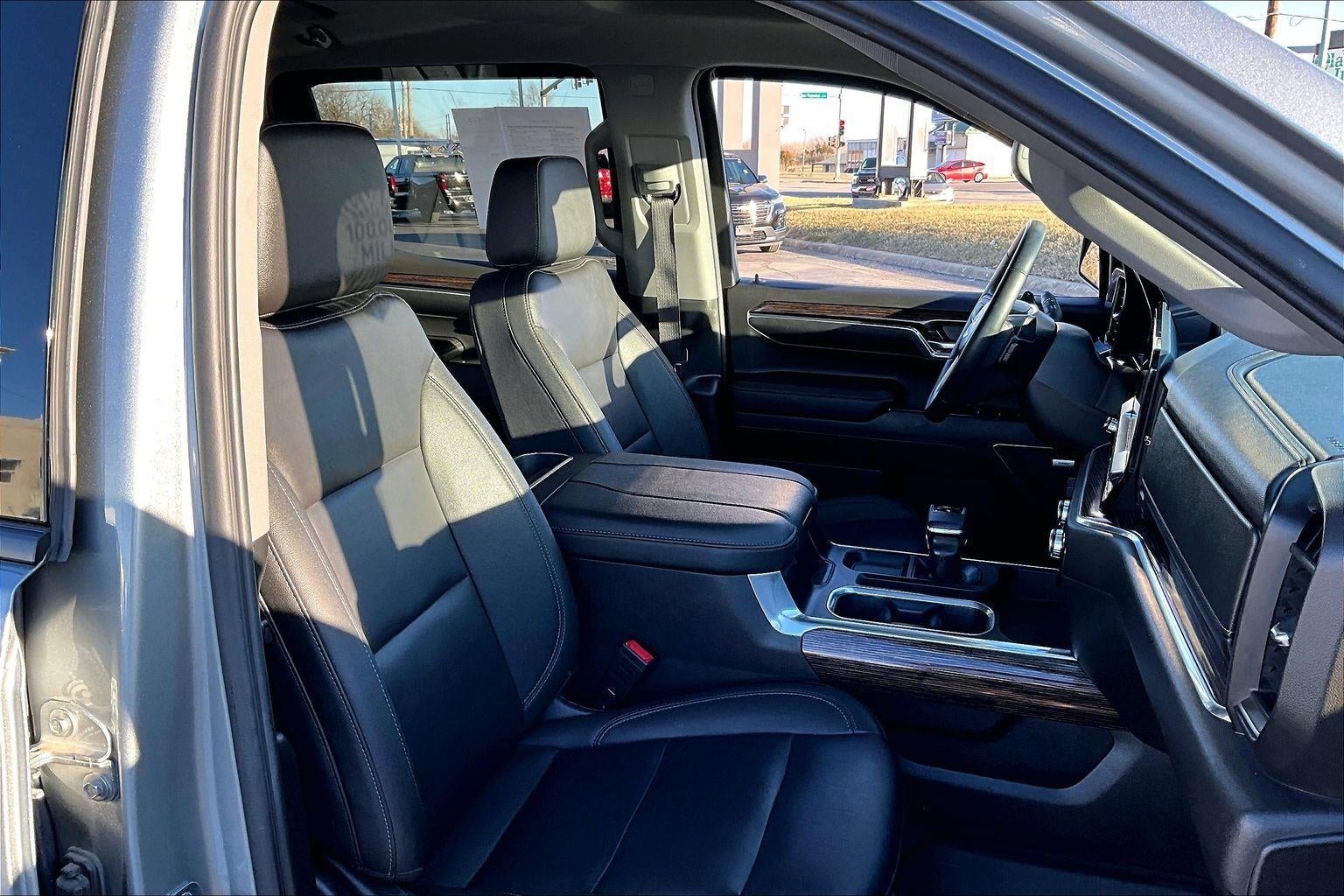 2024 GMC Sierra 1500 Elevation