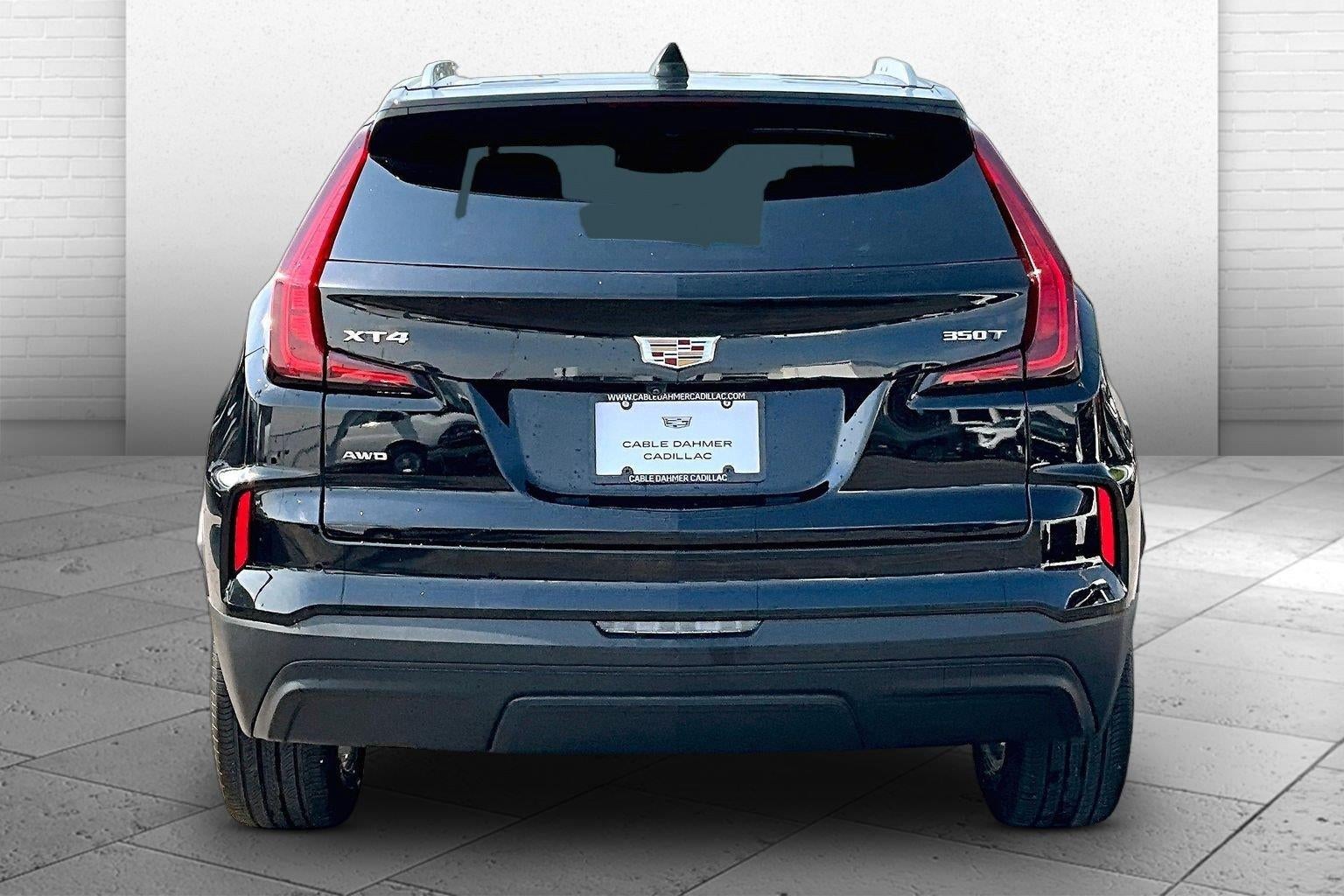 2024 Cadillac XT4 Luxury