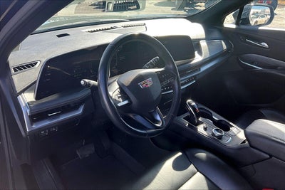 2024 Cadillac XT4 Premium Luxury