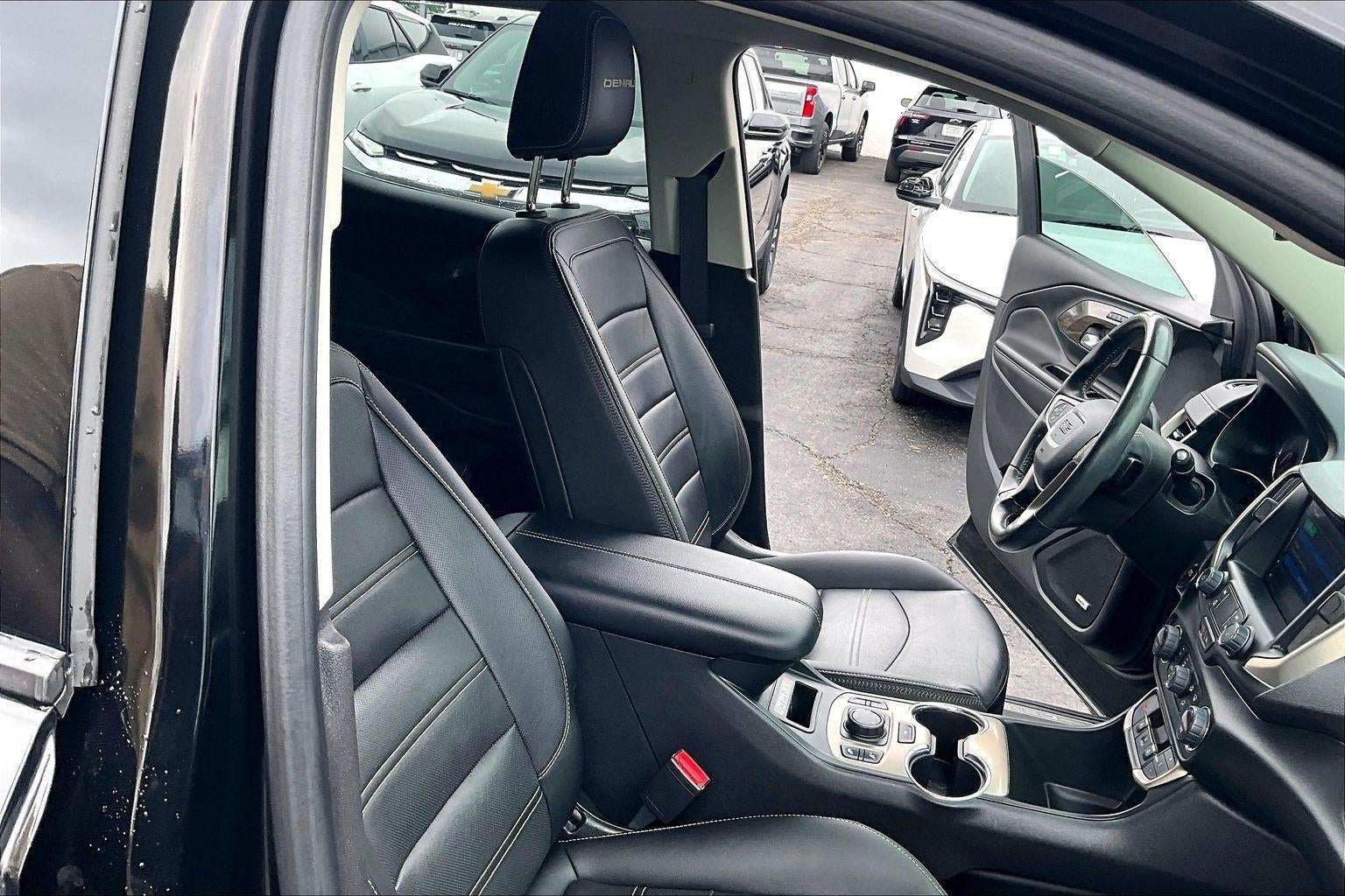 2022 GMC Terrain Denali