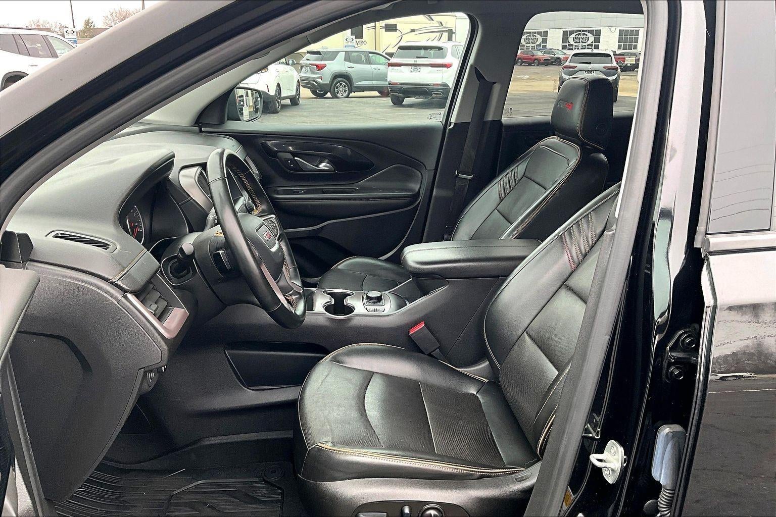 2023 GMC Terrain AT4