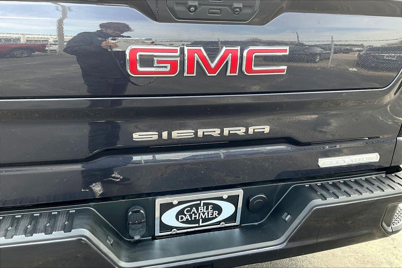 2022 GMC Sierra 1500 Elevation