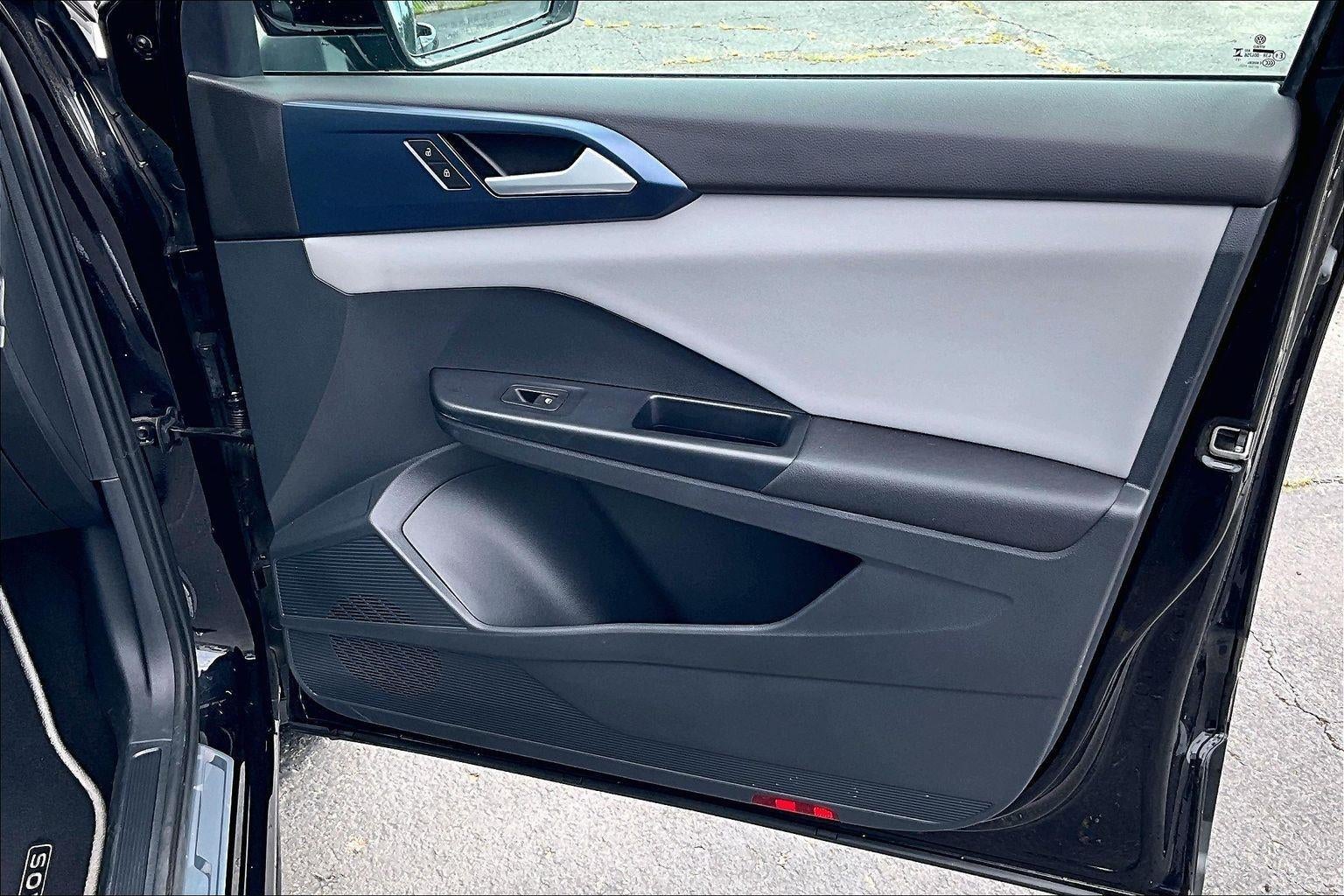 2023 Volkswagen Taos SE