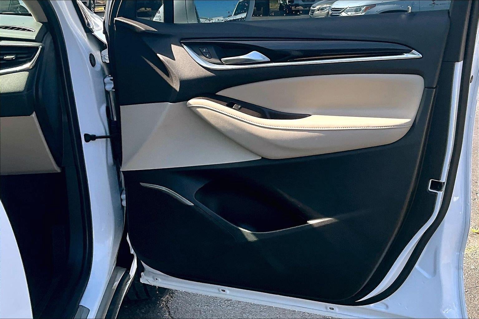 2020 Buick Enclave Essence